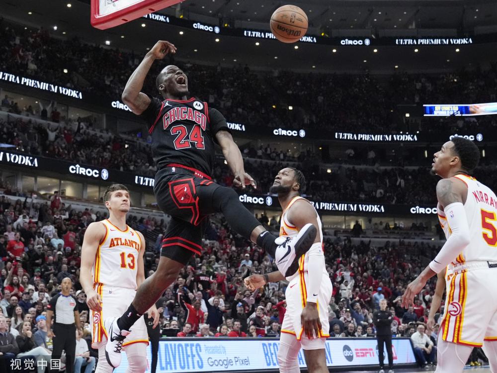 年轻球员在 年轻球员在